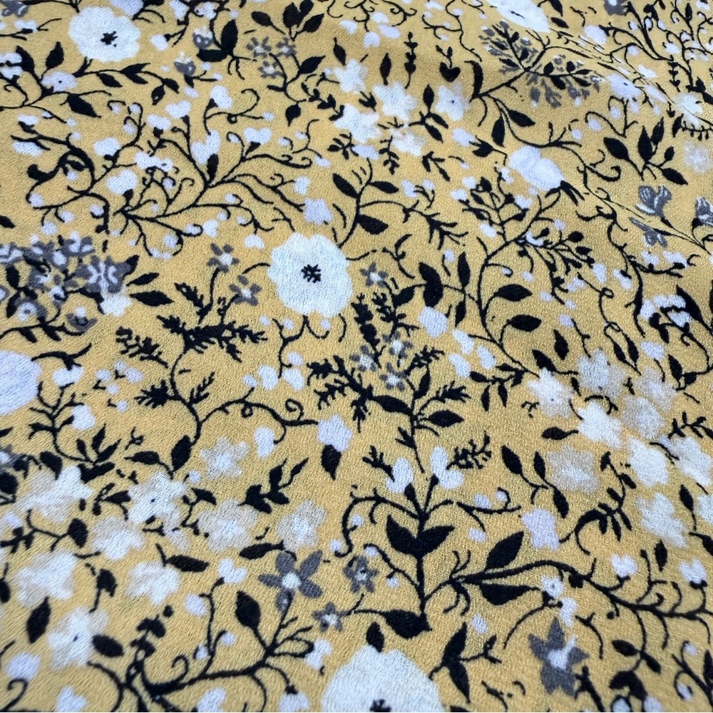 NWOT LOFT GOLD YELLOW MUSTARD FLORAL DAISY TOP LONG SLEEVES. top - Picture 3 of 7